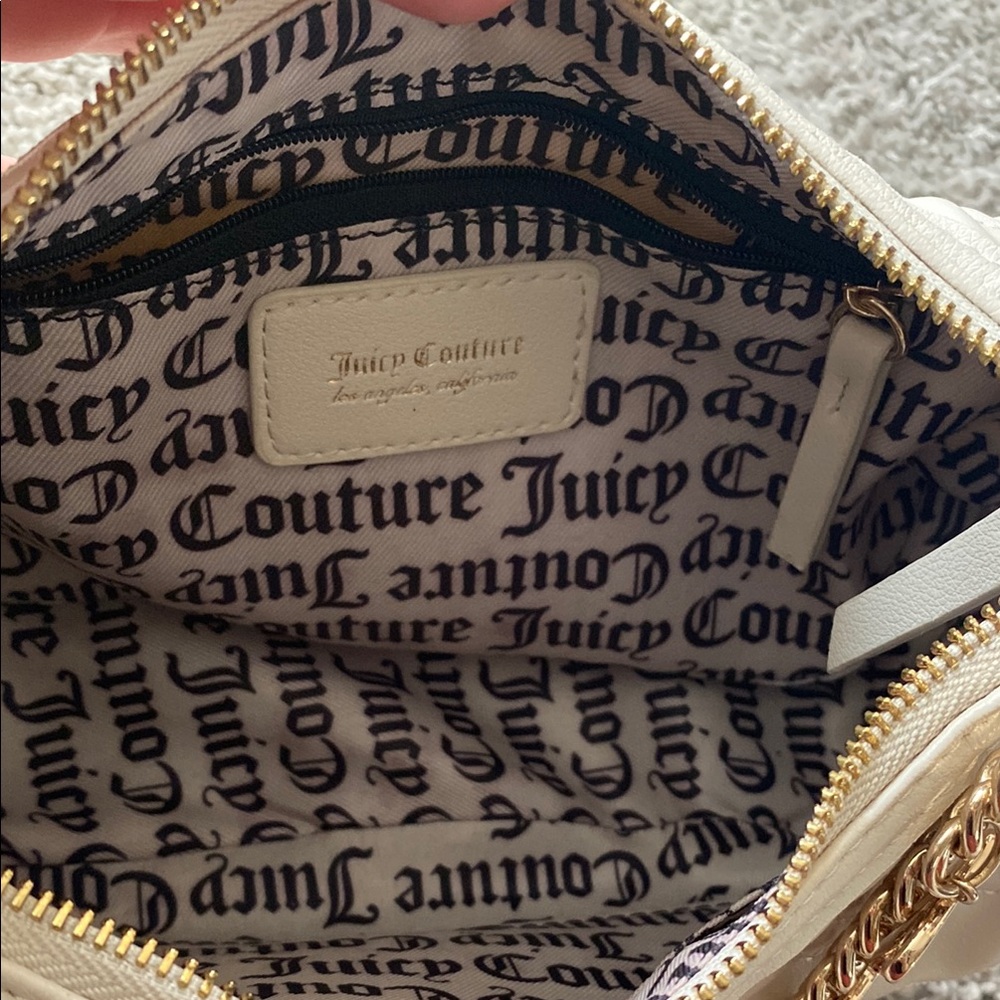 Juicy Couture Cream Shoulder Bag with Gold Chain - Picture 6 of 7